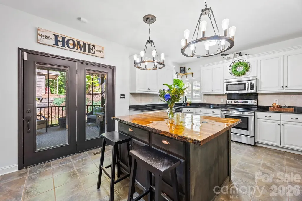 244 Mark Ryan Lane Dallas NC 28034