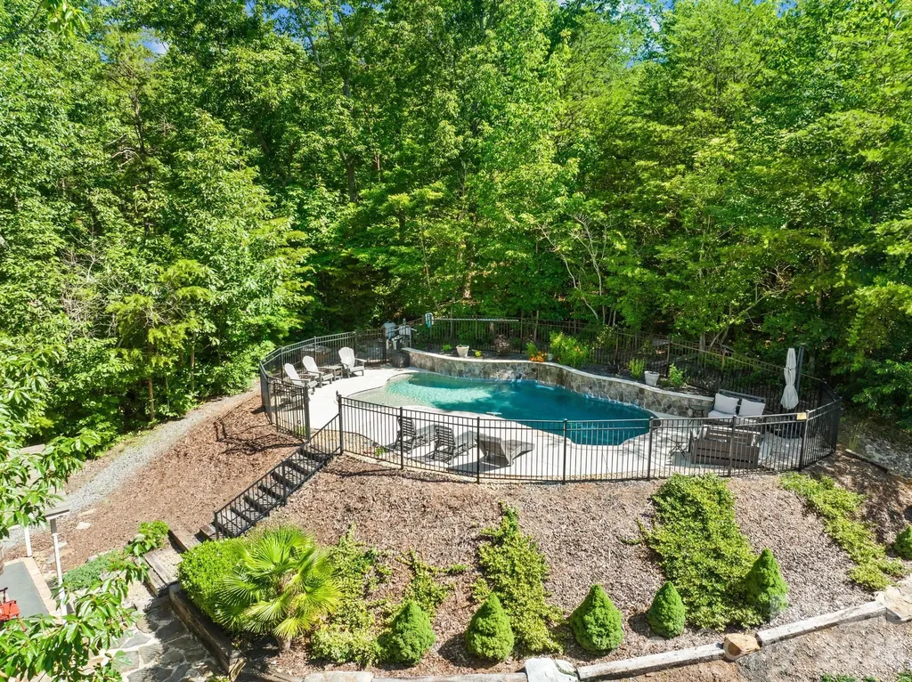 244 Mark Ryan Lane Dallas NC 28034