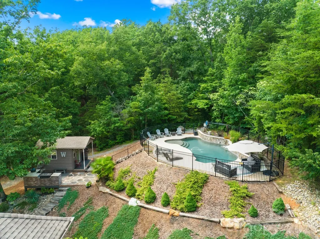 244 Mark Ryan Lane Dallas NC 28034