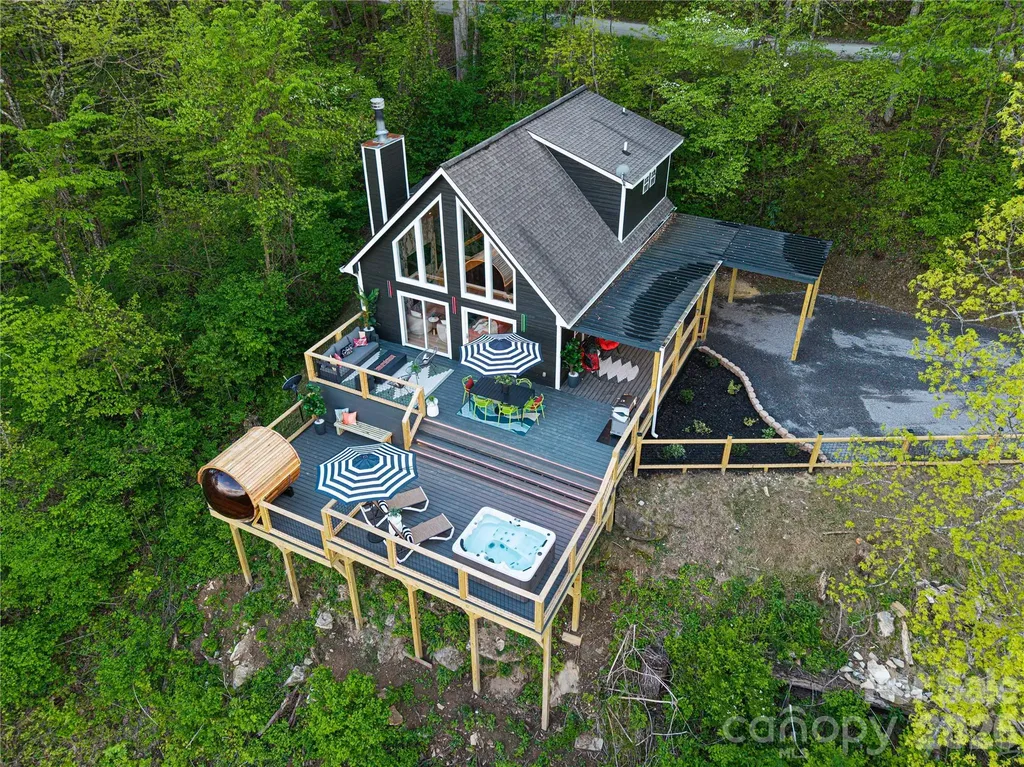 1149 Conley Mountain Association Road Whittier NC 28789