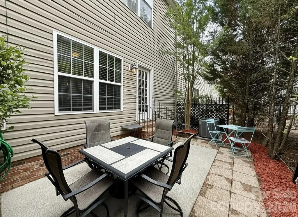 4417 Kathleen Court Charlotte NC 28217