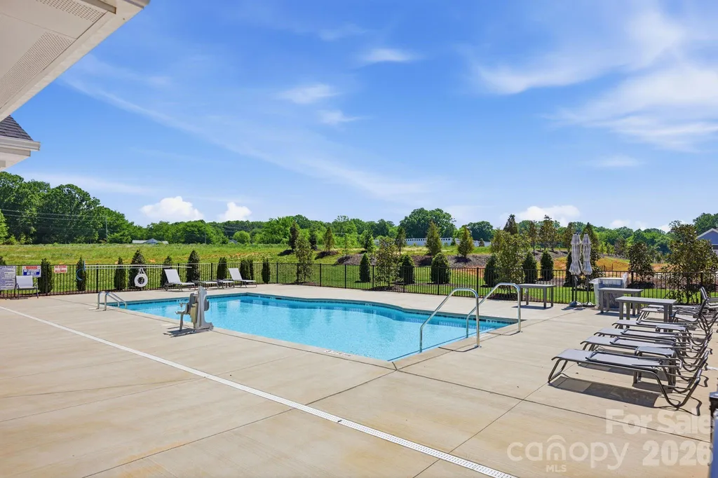 127 Lake Cove Way Mooresville NC 28115