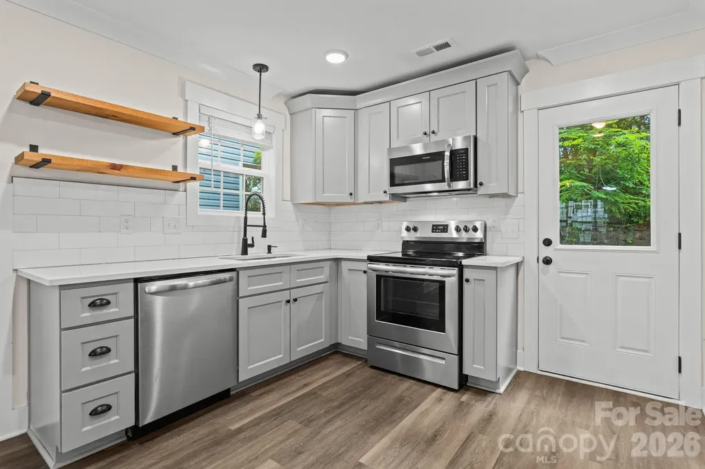 236 Stratford Lane Boone NC 28607