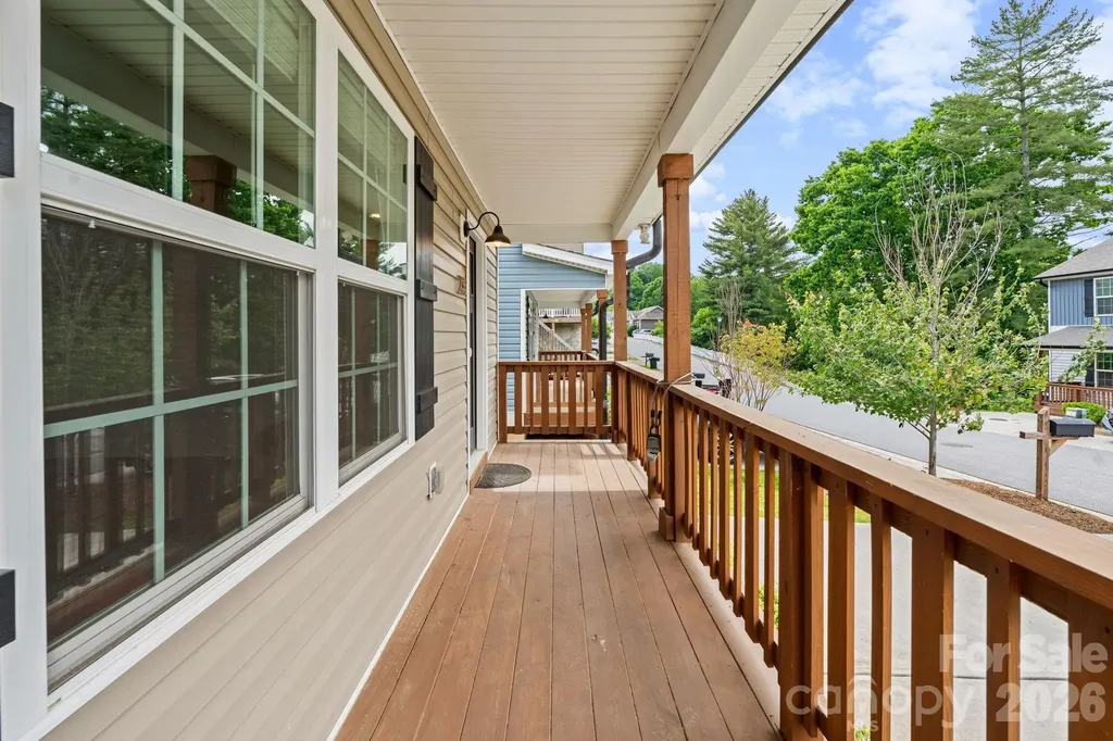 236 Stratford Lane Boone NC 28607