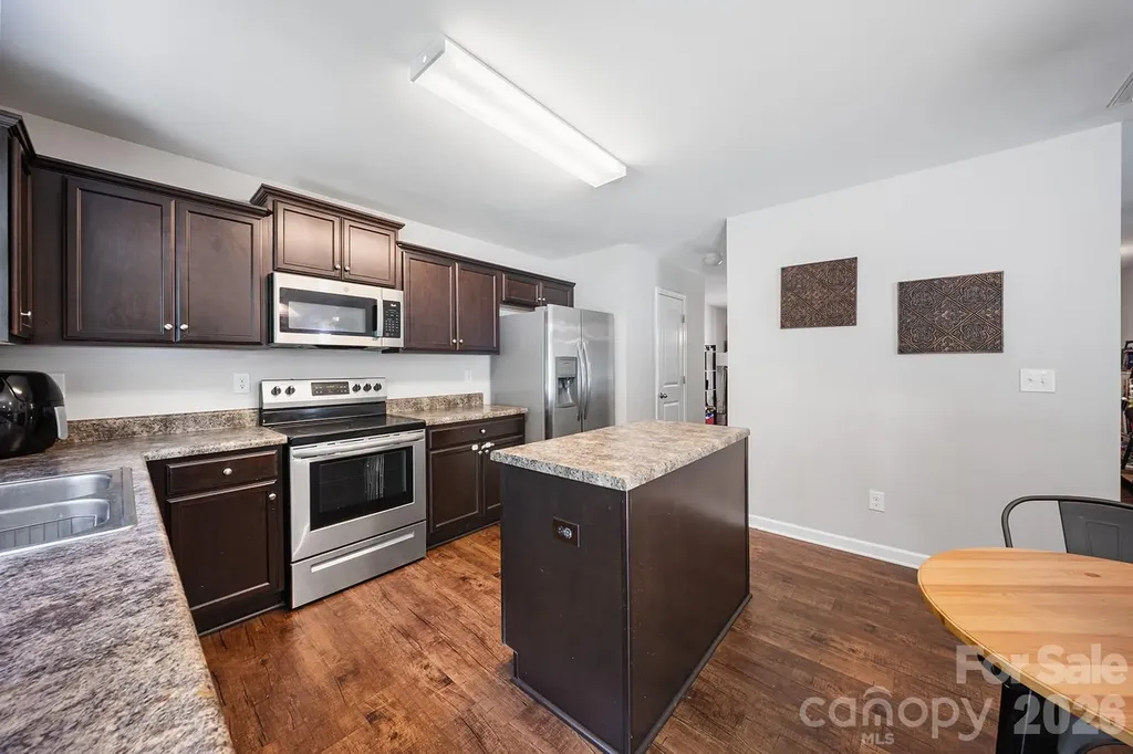 5329 Park Brook Drive Charlotte NC 28269