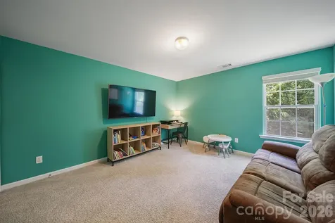 5329 Park Brook Drive Charlotte NC 28269