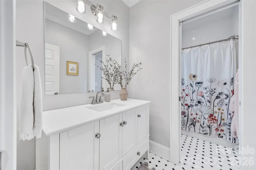 3430 Cosby Place Charlotte NC 28205