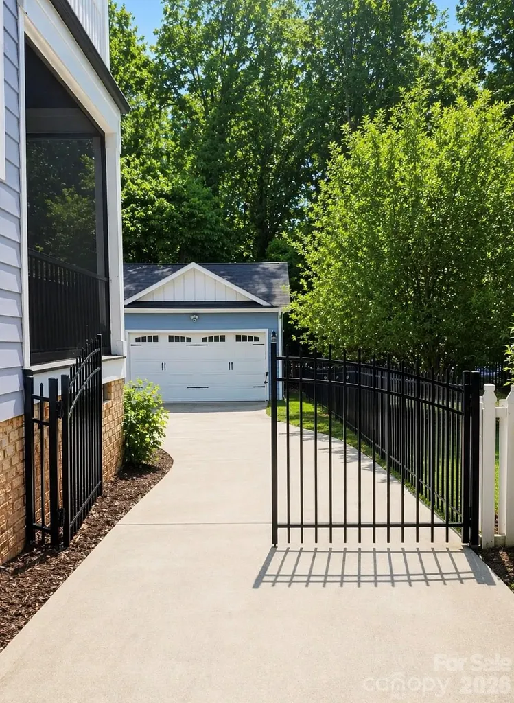 3430 Cosby Place Charlotte NC 28205