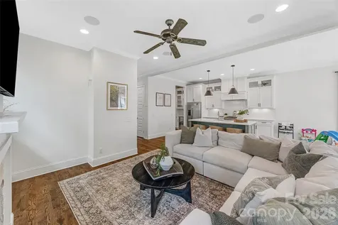 3430 Cosby Place Charlotte NC 28205