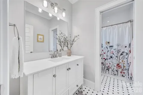 3430 Cosby Place Charlotte NC 28205