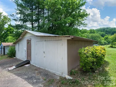 25 Moody Road Asheville NC 28806