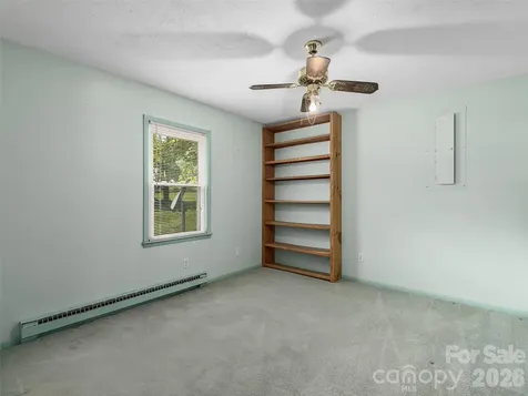 25 Moody Road Asheville NC 28806
