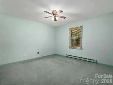 25 Moody Road Asheville NC 28806