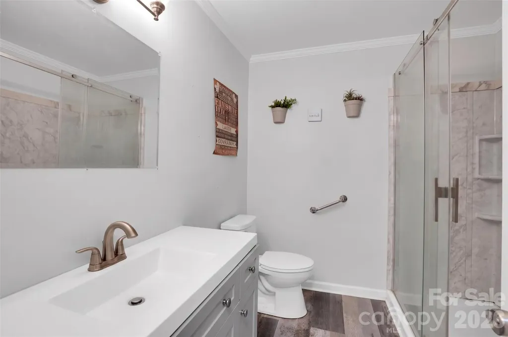 1616 Mcallister Drive Charlotte NC 28216