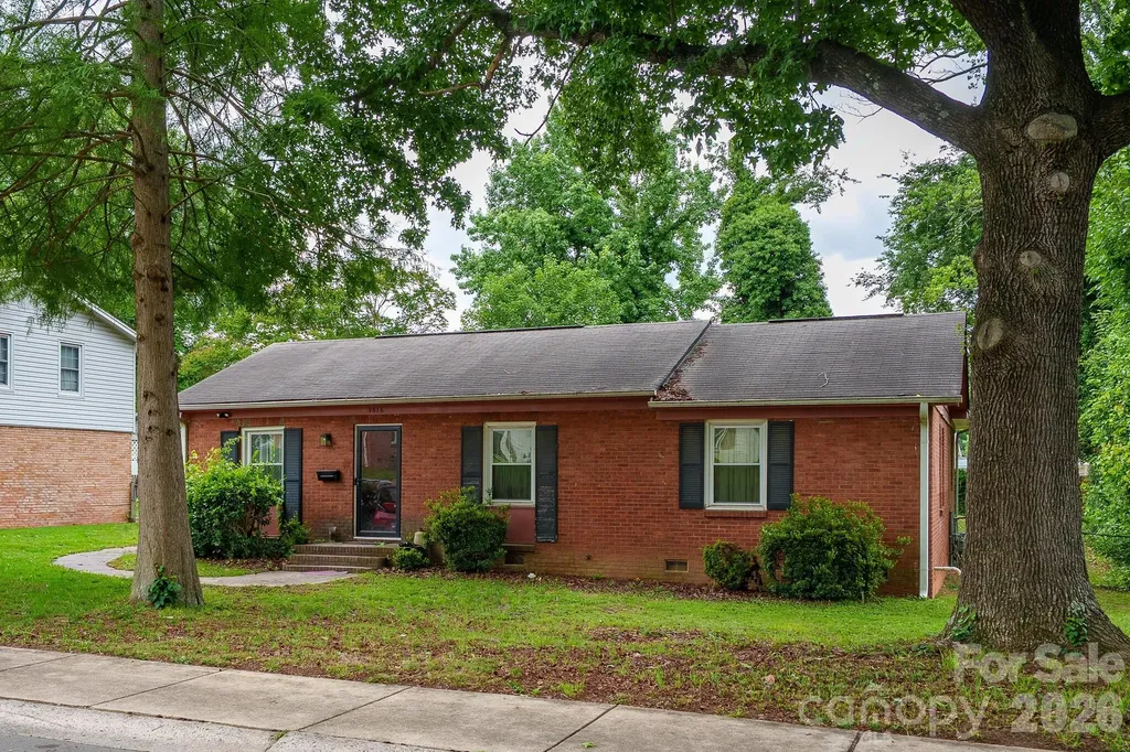 1616 Mcallister Drive Charlotte NC 28216