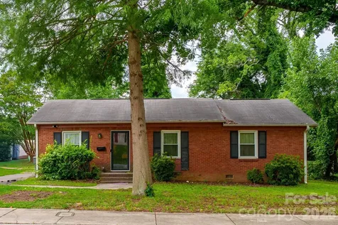 1616 Mcallister Drive Charlotte NC 28216