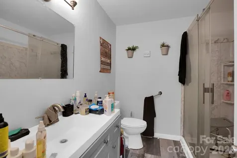 1616 Mcallister Drive Charlotte NC 28216