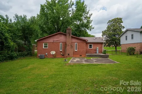 1616 Mcallister Drive Charlotte NC 28216