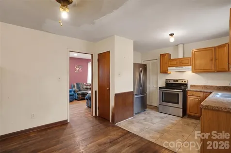1616 Mcallister Drive Charlotte NC 28216