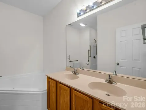 6 Scottish Circle Asheville NC 28803
