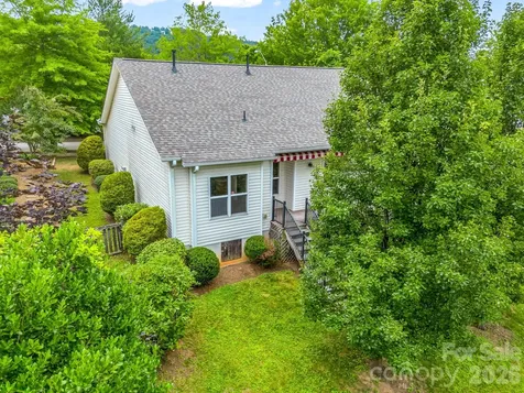 6 Scottish Circle Asheville NC 28803