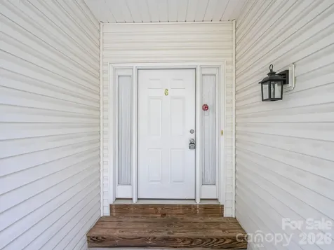 6 Scottish Circle Asheville NC 28803