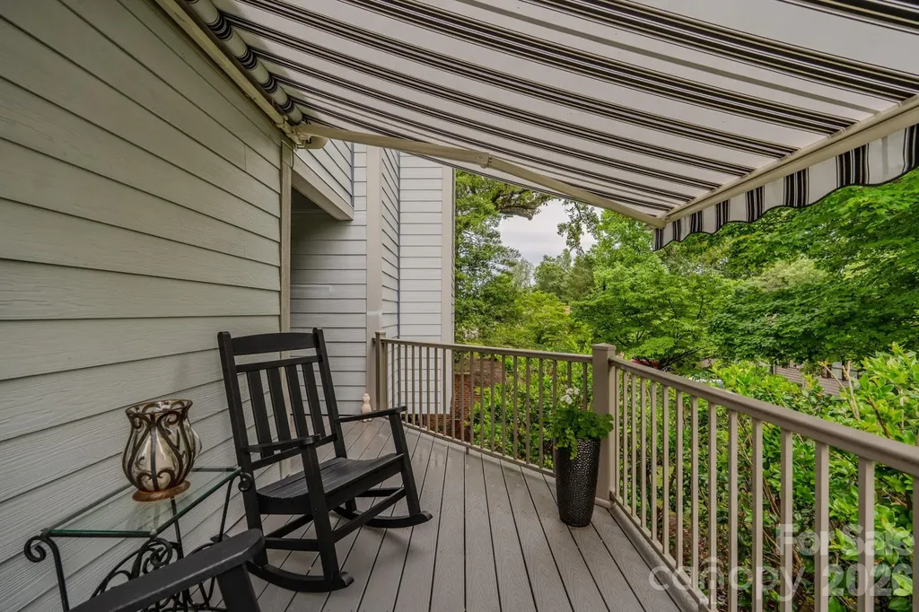 77 Chestnut Street Tryon NC 28782