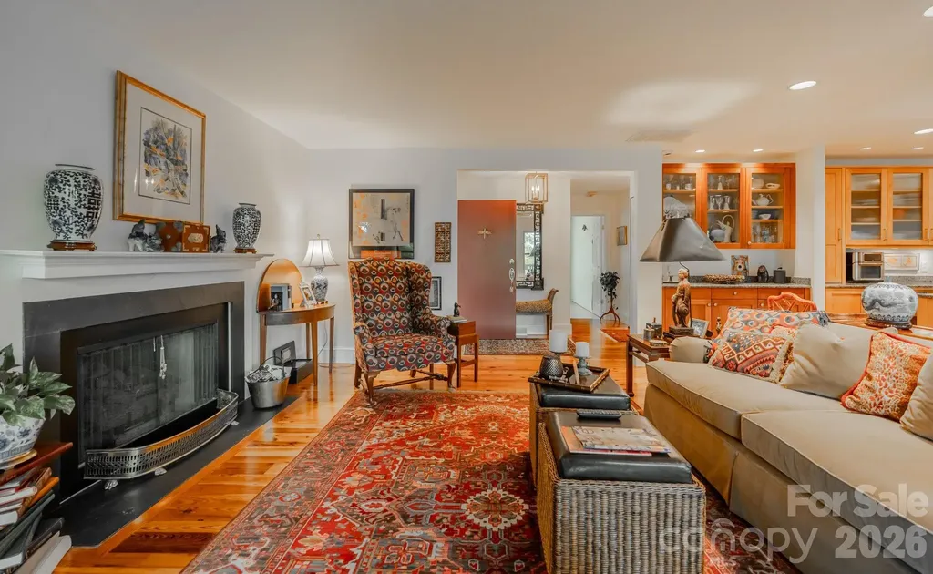 77 Chestnut Street Tryon NC 28782