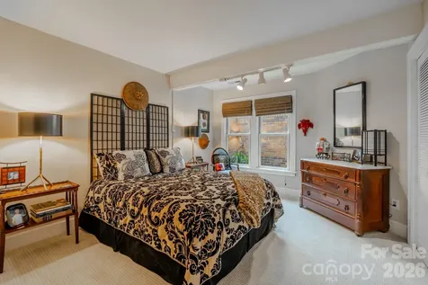 77 Chestnut Street Tryon NC 28782