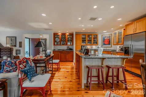 77 Chestnut Street Tryon NC 28782