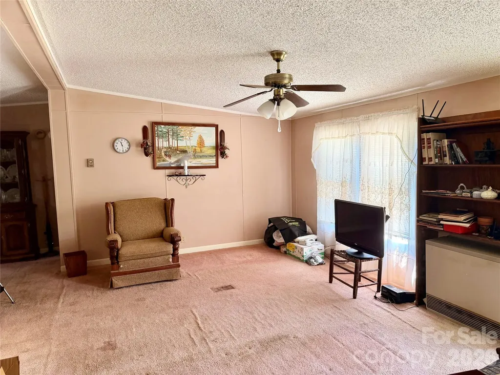 4248 Peachtree Lane Granite Falls NC 28630