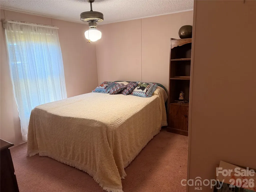 4248 Peachtree Lane Granite Falls NC 28630