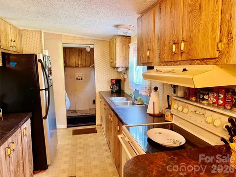 4248 Peachtree Lane Granite Falls NC 28630
