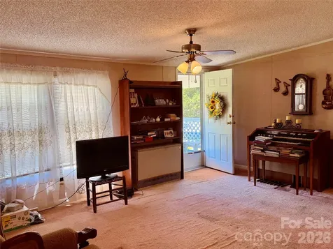 4248 Peachtree Lane Granite Falls NC 28630