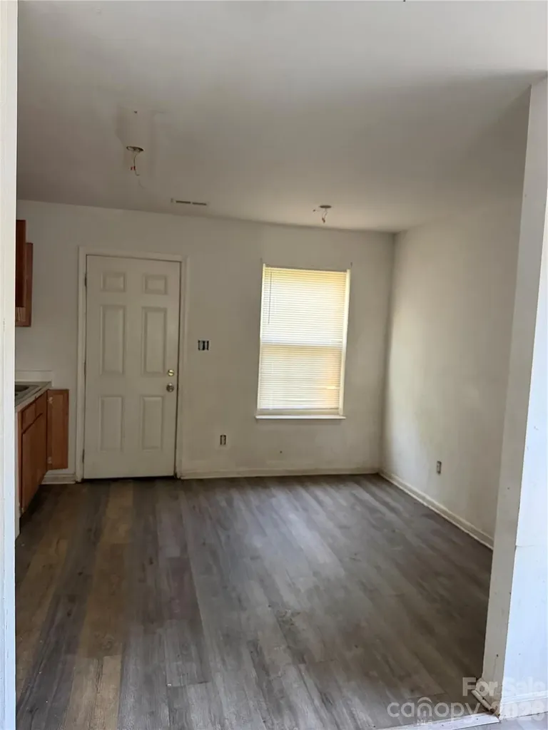 3128 Seymour Drive Charlotte NC 28208