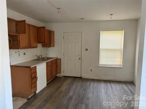 3128 Seymour Drive Charlotte NC 28208