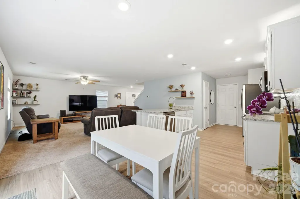 565 Hawley Street Charlotte NC 28214