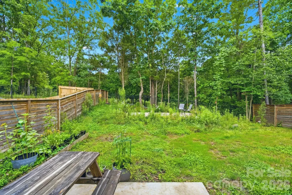 565 Hawley Street Charlotte NC 28214