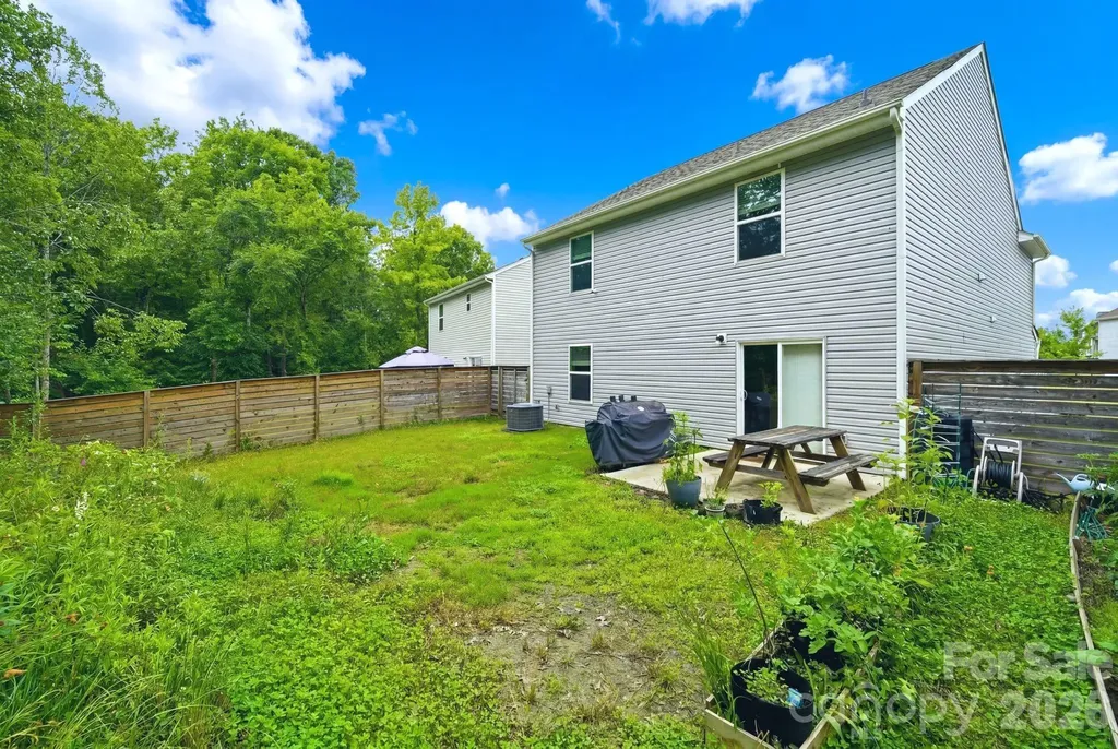 565 Hawley Street Charlotte NC 28214