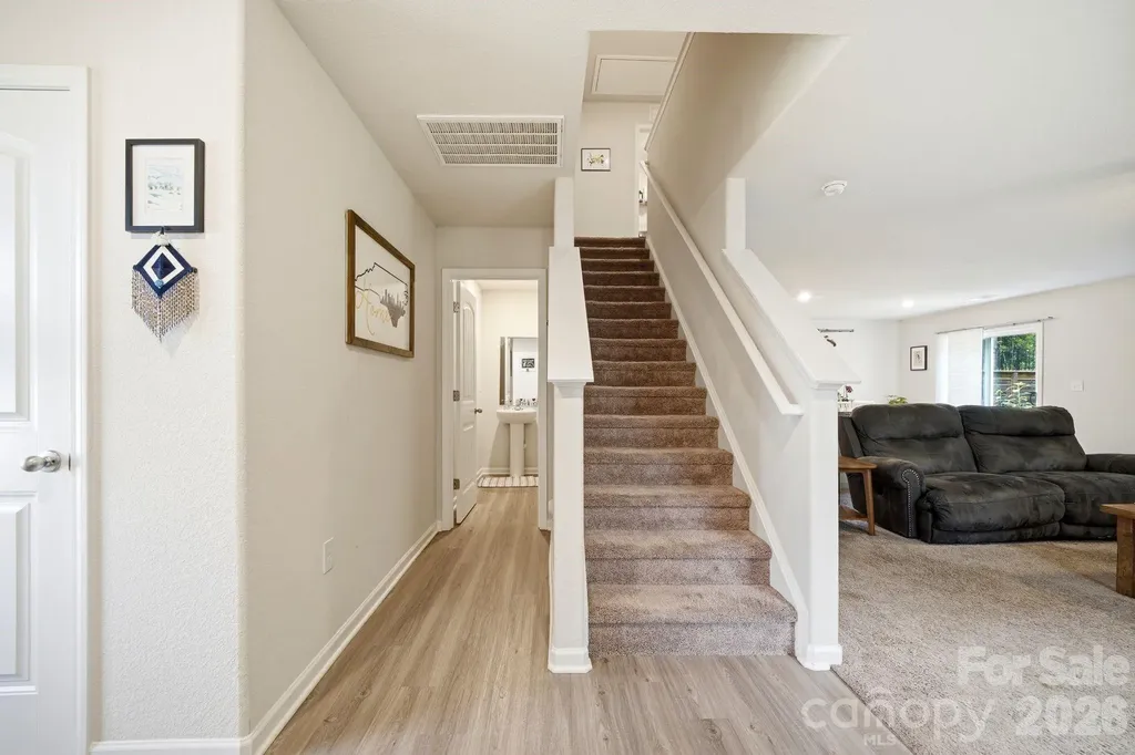 565 Hawley Street Charlotte NC 28214