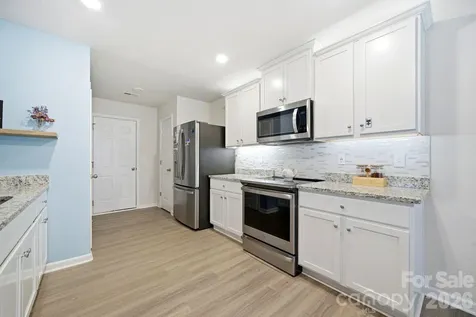 565 Hawley Street Charlotte NC 28214