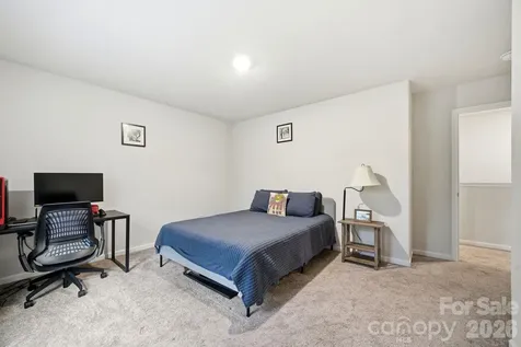 565 Hawley Street Charlotte NC 28214