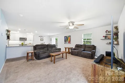 565 Hawley Street Charlotte NC 28214