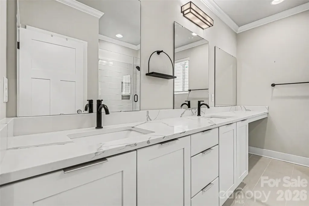 1571 Duckworth Avenue Charlotte NC 28208