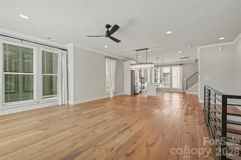 1571 Duckworth Avenue Charlotte NC 28208
