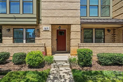 1571 Duckworth Avenue Charlotte NC 28208