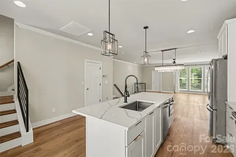 1571 Duckworth Avenue Charlotte NC 28208