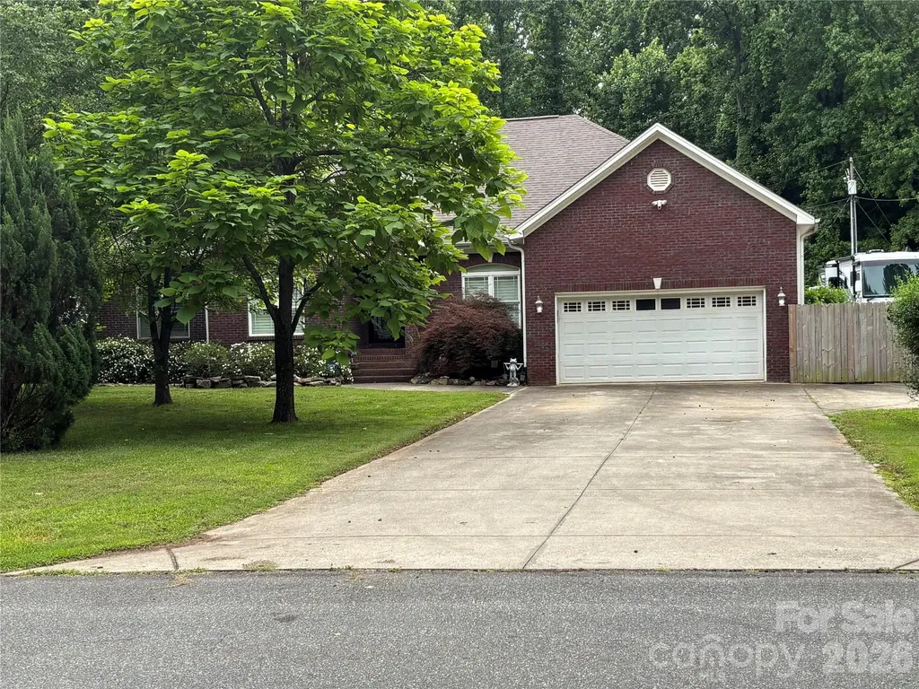 3801 Hayden Drive Charlotte NC 28269
