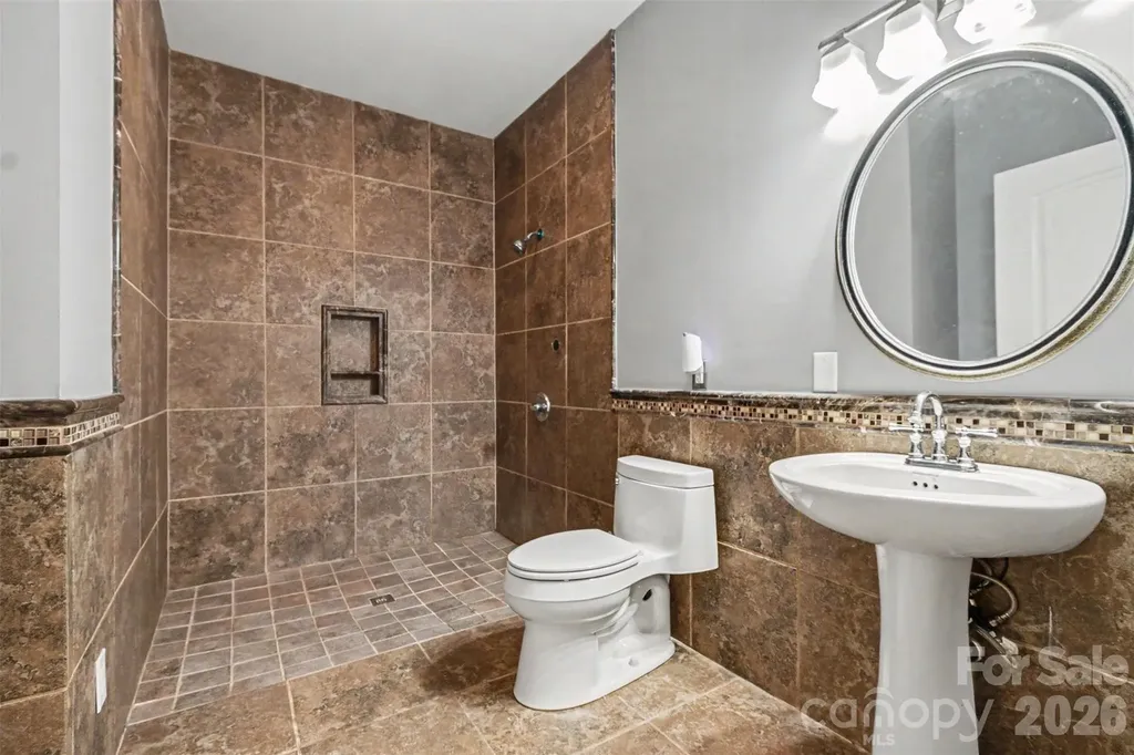 3801 Hayden Drive Charlotte NC 28269