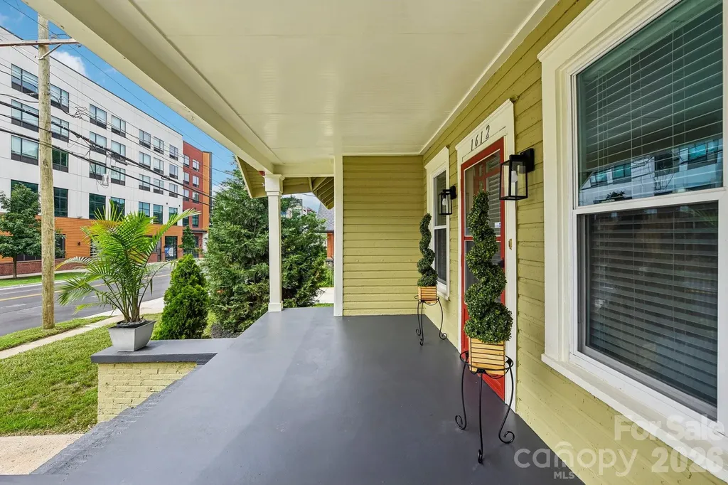 1612 S Tryon Street Charlotte NC 28203